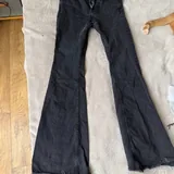 Джинсы UNIQLO, джинсы Mango 2