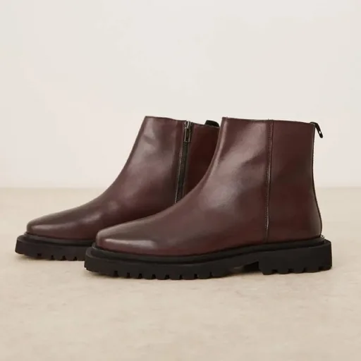 Chelsea boots, кроссовки Nike Air Max TW