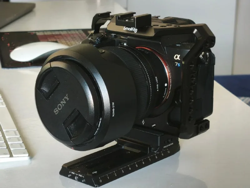 Профессиональная камера Sony a7S III с клеткой SmallRig