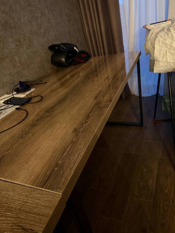 Стол