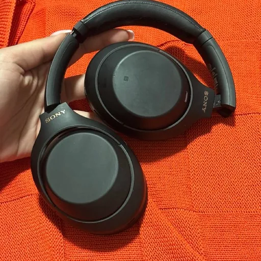 Наушники Sony WH-1000XM4