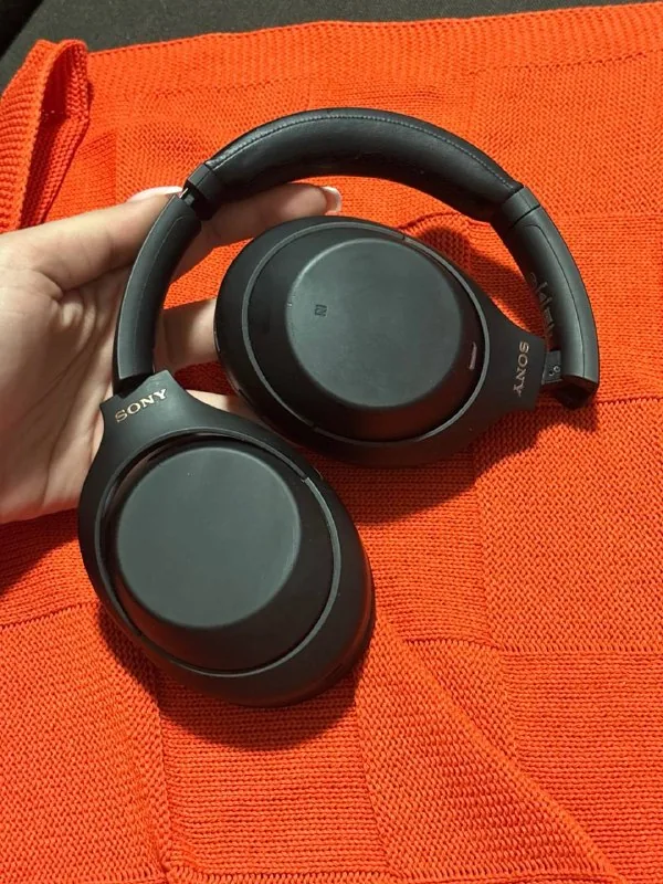 Наушники Sony WH-1000XM4