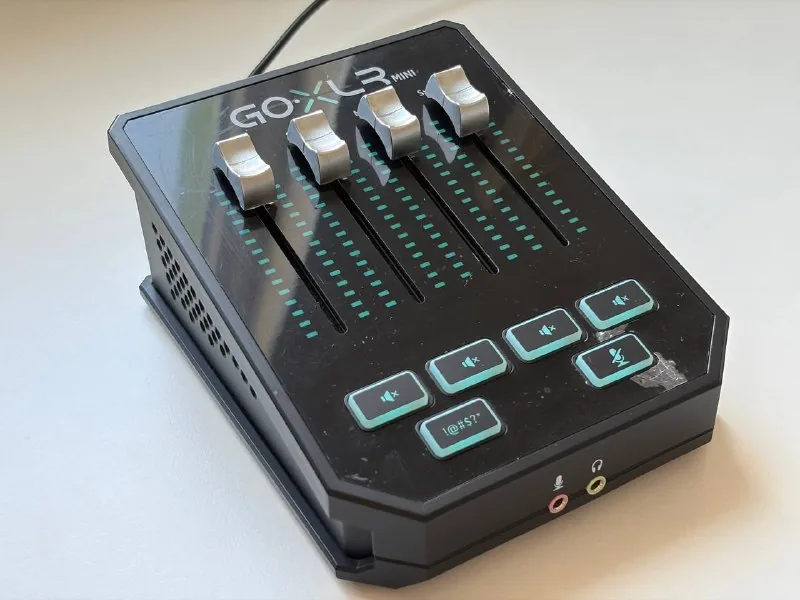 Внешняя звуковая карта GoXLR Mini 1