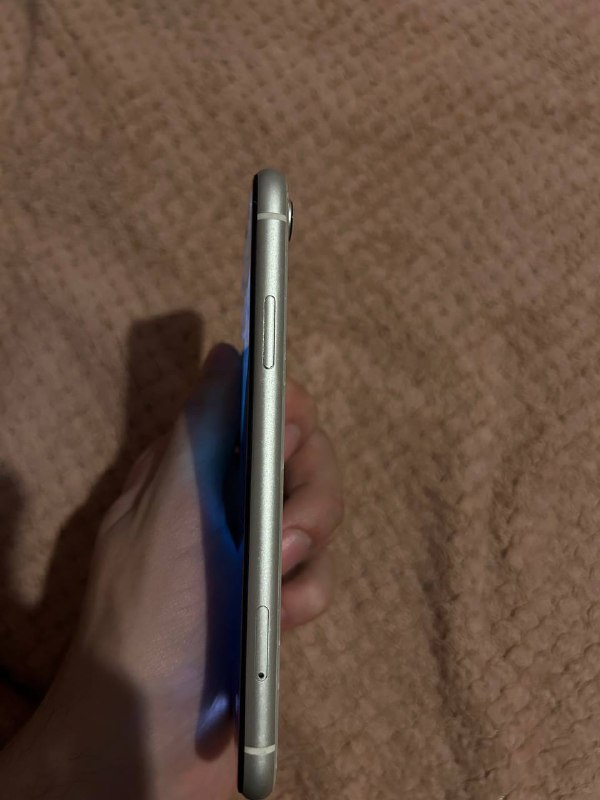 iPhone XR 128 GB 2