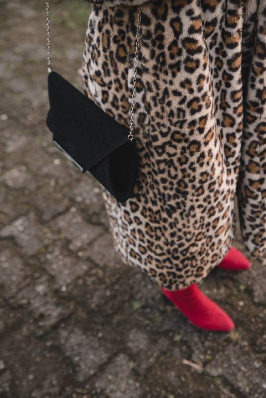 Леопардовая шуба пальто женская