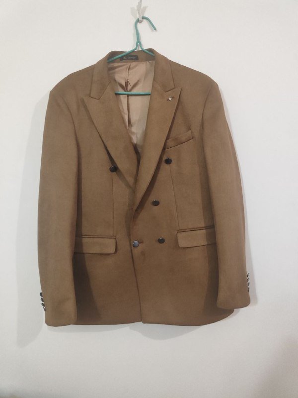 Мужской пиджак коричневый