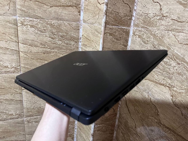 Ноутбук Acer Aspire 3 15.6” Ryzen 5 8GB 256GB SSD 5