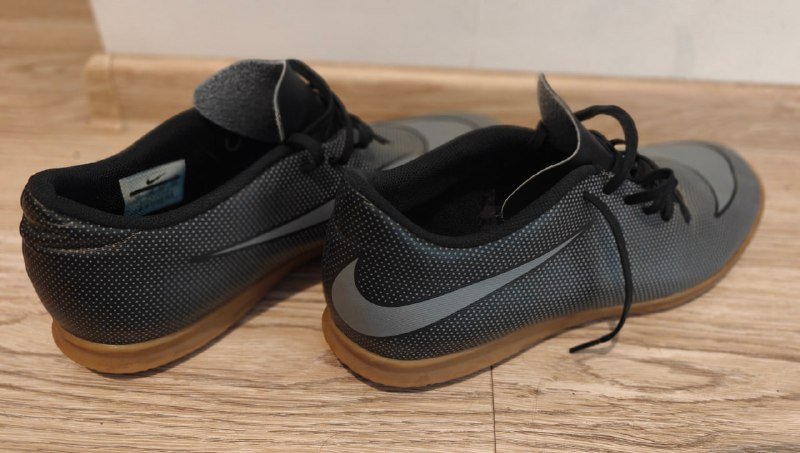 Футбольные бутсы Nike зальные мужские размер 45 EU 4