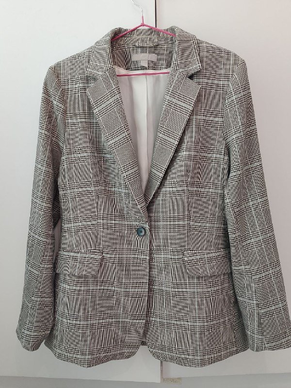 Женский пиджак H&M классический крой EUR 40