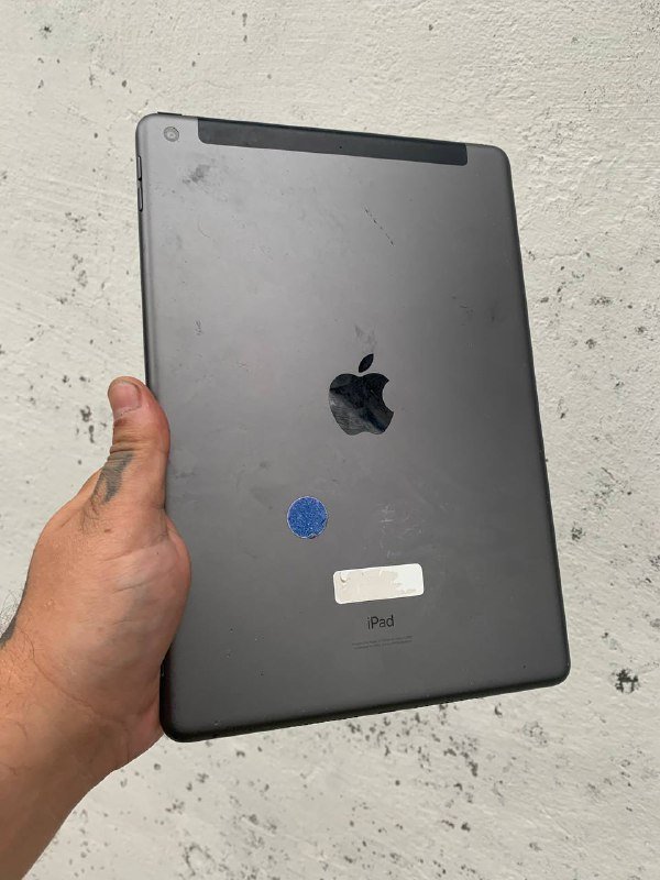 iPad 9th generation 64gb, iPad 7th generation 32gb, iPad 7th generation 32gb с трещинами 1