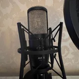 Аудиокарта Focusrite Scarlett Solo, микрофон AKG P420 3