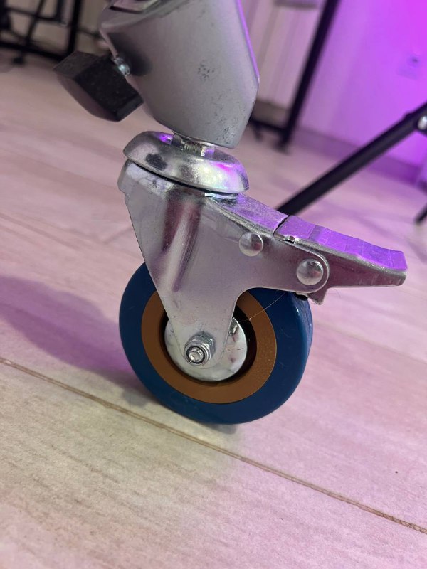 Стальная стойка + ролики Falcon eyes 3