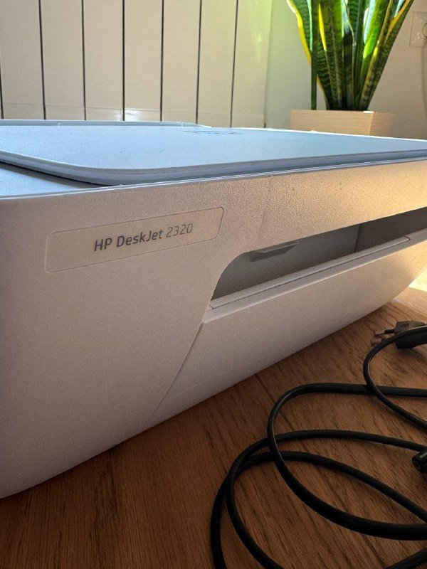 Принтер HP DeskJet 2320
