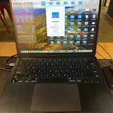 Macbook Air M2 8/256GB 1