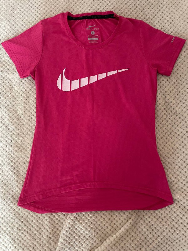 футболка Nike розовая размер S/М