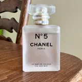 Burberry Hero Parfum Intense, Chanel N°5 Hair Mist 4