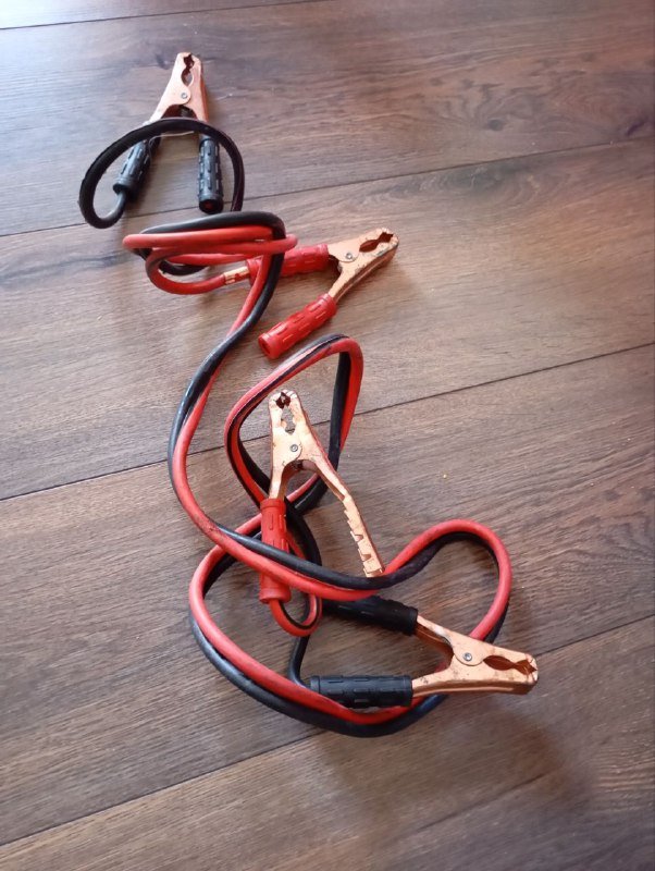 Свечи Bosch, датчик дождя, бензонасос, натяжитель цепи, зарядное устройство, шаровая опора, сайлентблок, прикуриватель 6