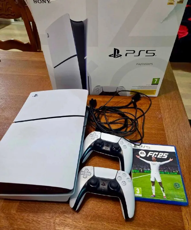 PS5 с джойстиками, FC25