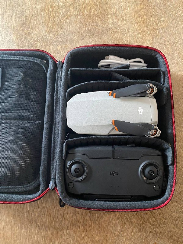 Дрон Квадрокоптер DJI Mini SE 2