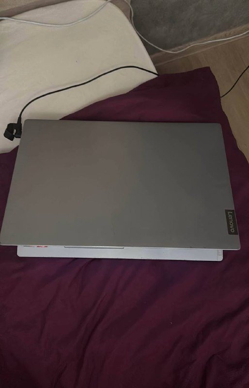 Игровой ноутбук Lenovo AMD Ryzen 5 3500U 8Гб SSD 1ТБ 2