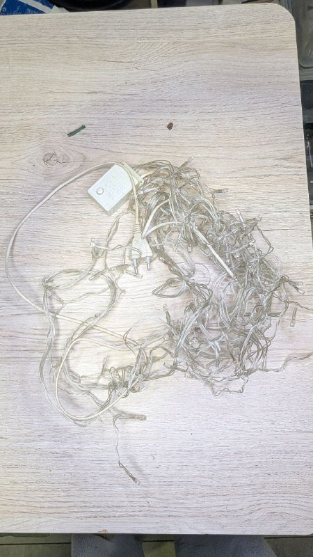 Набор новогодних гирлянд, украшений, костюмы 3