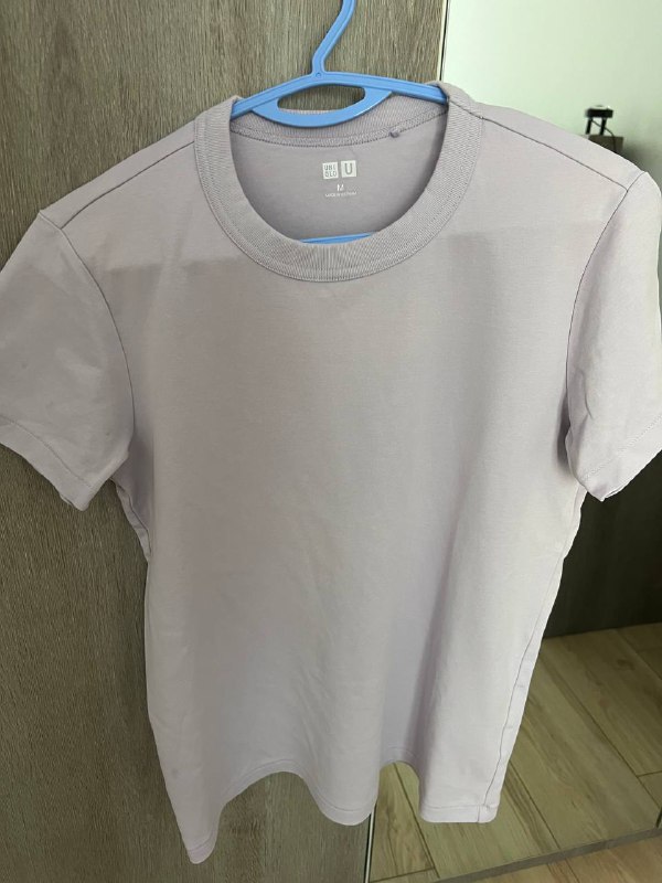 Нежно лавандовая футболка UNIQLO U, размер М 4