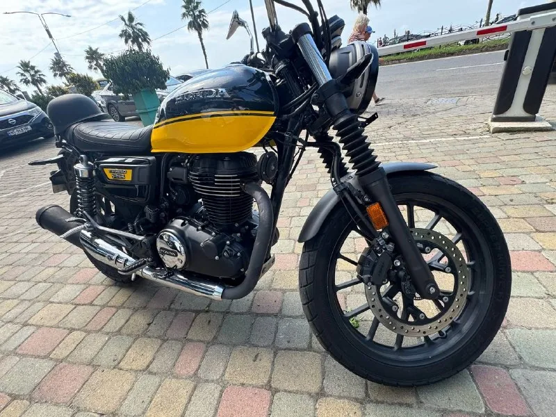 Honda 350 cc 1