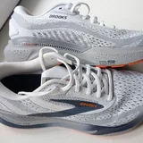 Мужские беговые кроссовки Brooks Adrenaline GTS 24 1