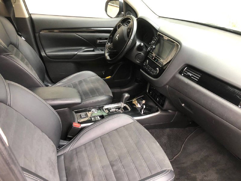 Mitsubishi Outlander SE 2018 3