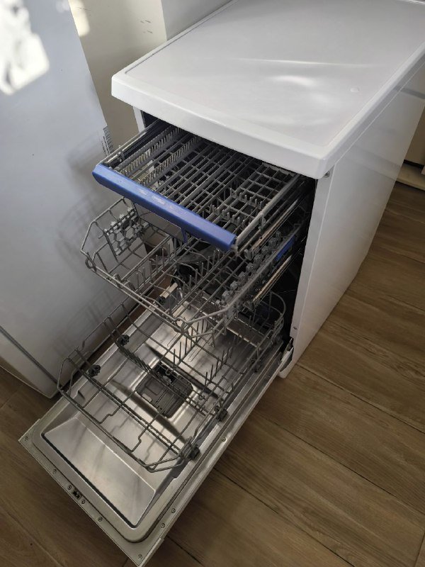 Посудомоечная машина Midea MFD45S110W 3