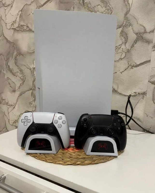 PS 5 с дисководом 1ТБ, 2 геймпада, подставка и зарядки 3