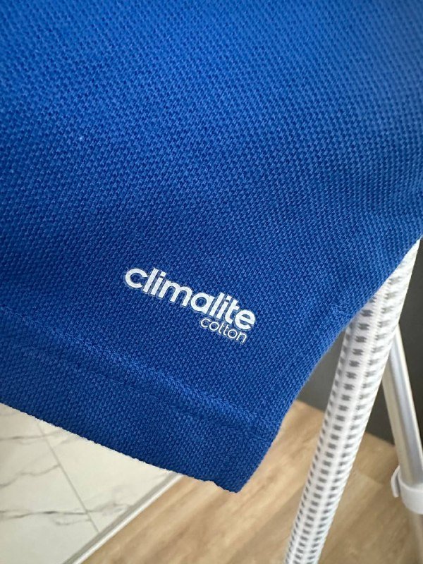 Adidas Мужская футболка новая 6