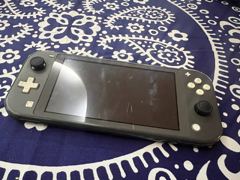 Nintendo Switch Lite с играми 2
