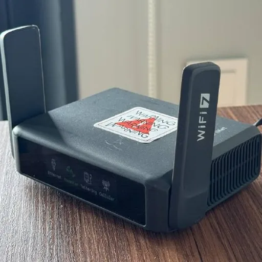 Роутер GL.iNet Slate 7