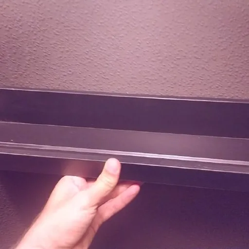 Полка для картин IKEA MOSSLANDA