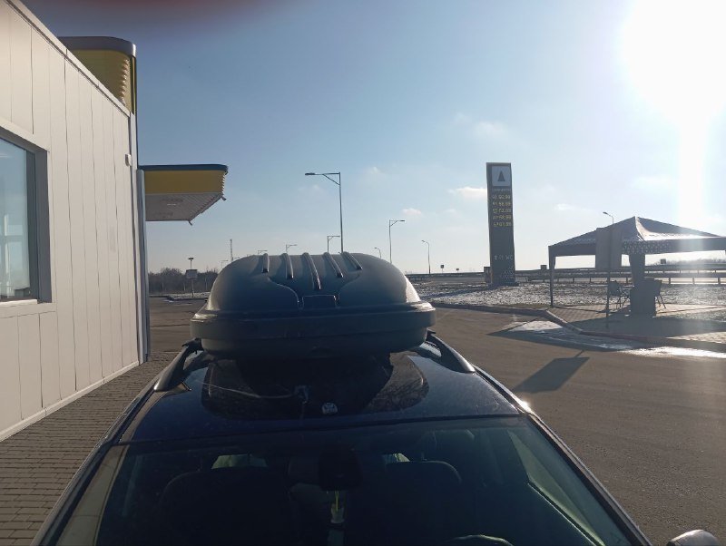 Автобокс 550 литров с перемычками 2