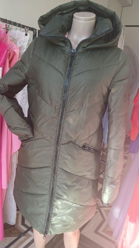 Пуховик размер M-L