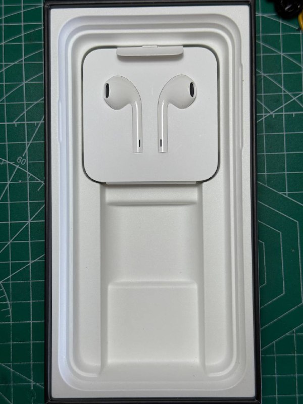 Apple EarPods Lightning наушники 3