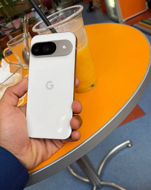 Google Pixel 9
