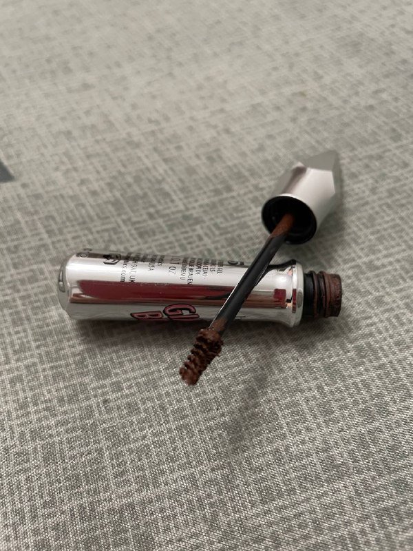 палетка теней Revolution, Benefit гель для бровей, бигуди, CD-плеер Samsung 4