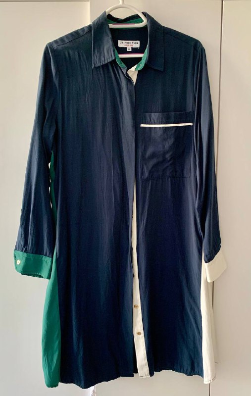 Кроссовки Oysho, сумка Tommy Hilfiger, рубашка USPA, платья USPA, Levi’s, Zara, костюм Zara, халат, дождевик, сумка-шоппер, куртка для собаки, небулайзер 4