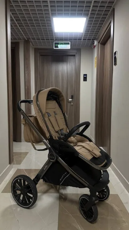 Коляска Kidilo 3 в 1 с автокреслом 1
