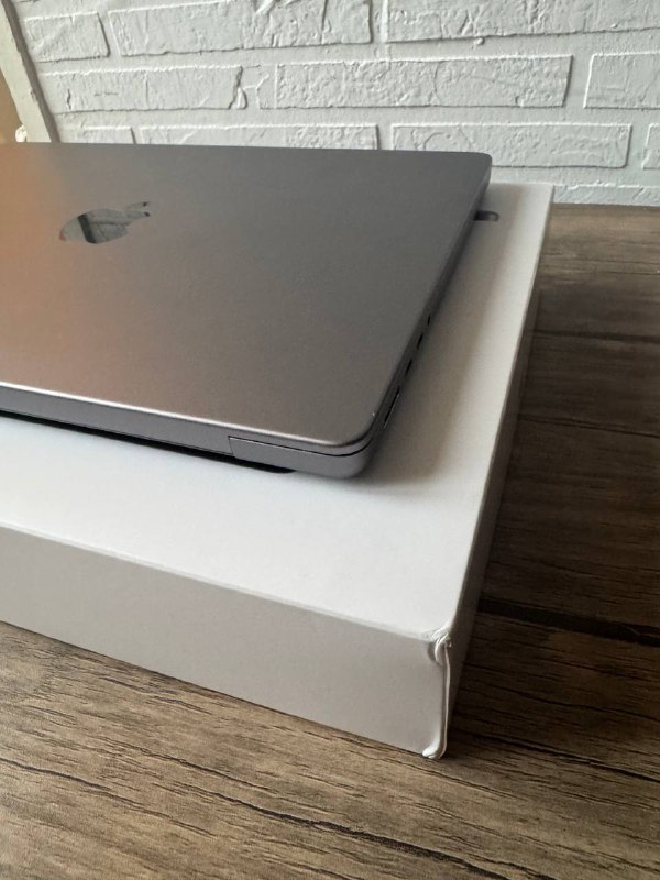 Macbook Pro 14 Inch 2023 M2 Pro 1TB SSD 8
