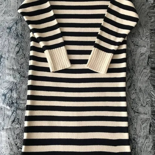 Трикотажное платье Zara в полоску