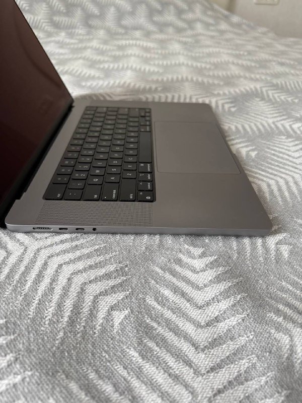 MacBook Pro M1 Pro 16 дюймов 16GB 1TB 4