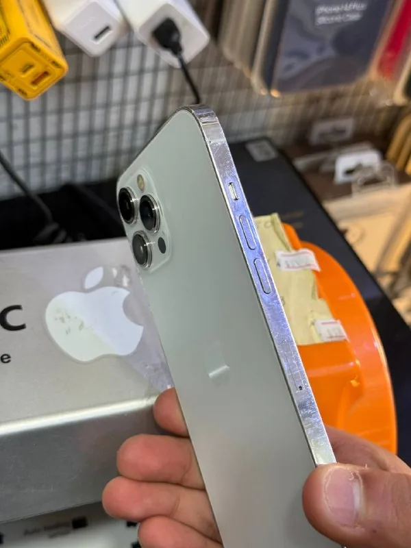 iPhone 256 ԳԲ 1