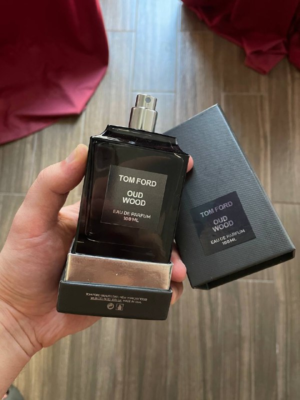 Духи-парфюм Tom Ford Oud Wood