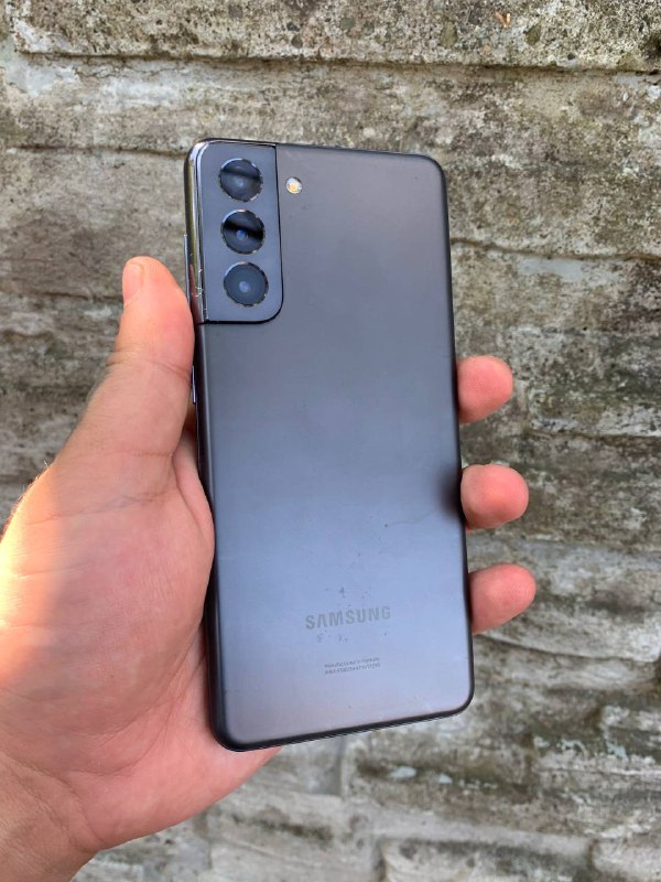 Телефоны Samsung S25 Ultra, Z Flip 3, S21 4