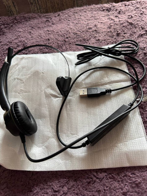 Наушники новые с шумоподавлением