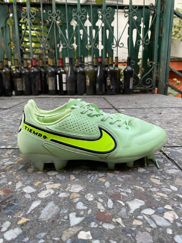 Бутсы зеленые Nike Tiempo размер 36 1
